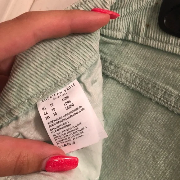 American Eagle Green Corduroy Jeans - Picture 3 of 5